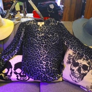 Alice's pig new size 4 blouse